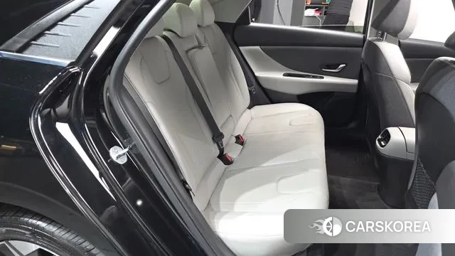 Hyundai Avante (CN7) 2021 Черный из Кореи, фото 2