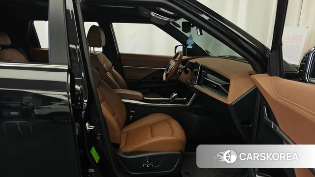Ssangyong Torres 2023 Черный из Кореи, фото 2