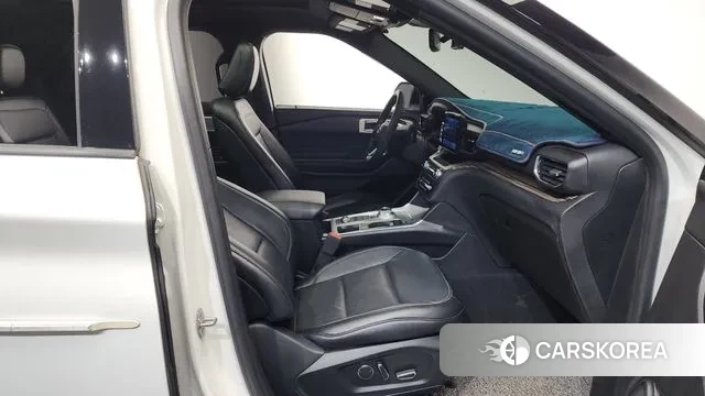 Ford Explorer 6th Generation 2019 Белый из Кореи, фото 2