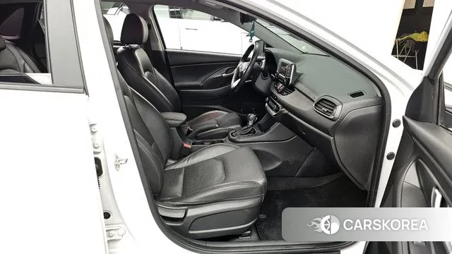 Hyundai i30 (PD) 2018 Белый из Кореи, фото 2