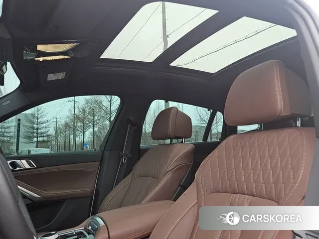 BMW X6 (G06) 2025 Белый из Кореи, фото 2