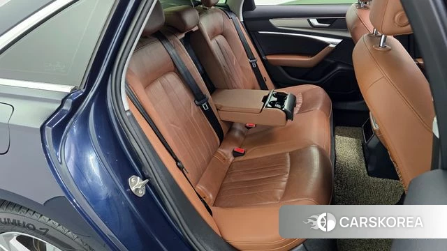 Audi A6 (C8) 2021 Синий из Кореи, фото 2