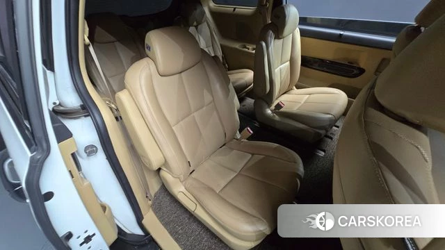Kia The New Carnival 2018 Белый из Кореи, фото 2