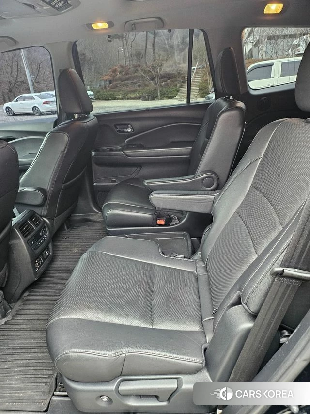 Honda Pilot 3rd generation 2018 Черный из Кореи, фото 2