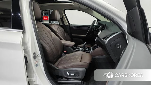BMW X4 (G02) 2021 Белый из Кореи, фото 2