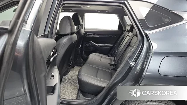 Kia Seltos 2022 Серый из Кореи, фото 2