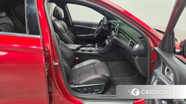 Genesis G70 2019 Красный из Кореи, фото 2