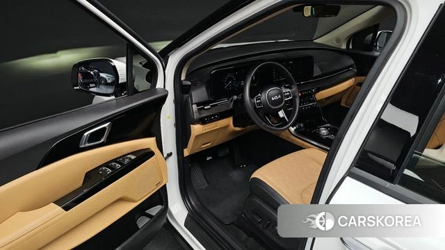 Kia Carnival 4th generation 2023 Белый из Кореи, фото 2