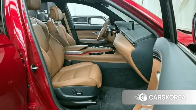 Genesis GV70 2024 Красный из Кореи, фото 2