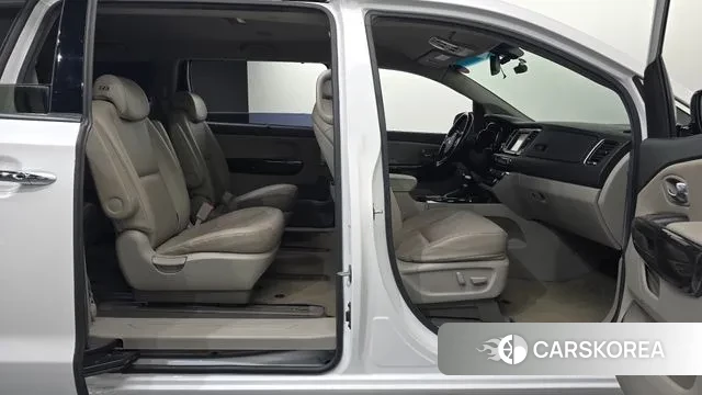 Kia The New Carnival 2020 Белый из Кореи, фото 2