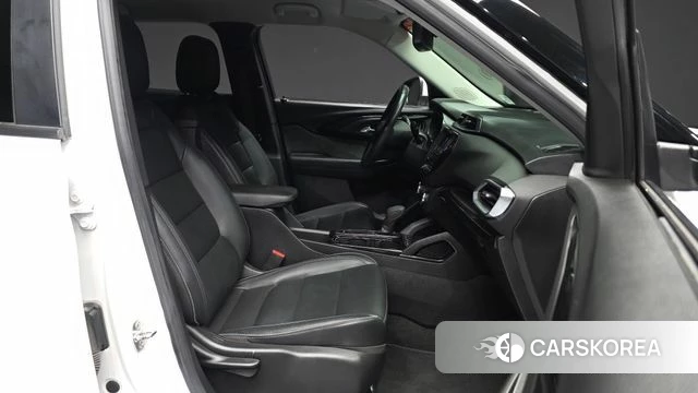 Chevrolet (GM Daewoo) Trailblazer 2021 Белый из Кореи, фото 2
