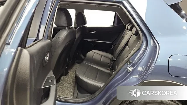 Kia Stonic 2018 Синий из Кореи, фото 2