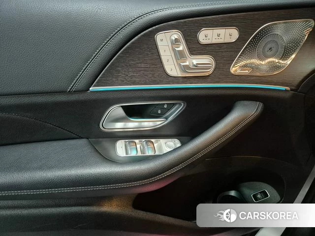 Mercedes-Benz GLS - Class X167 2022 Белый из Кореи, фото 2