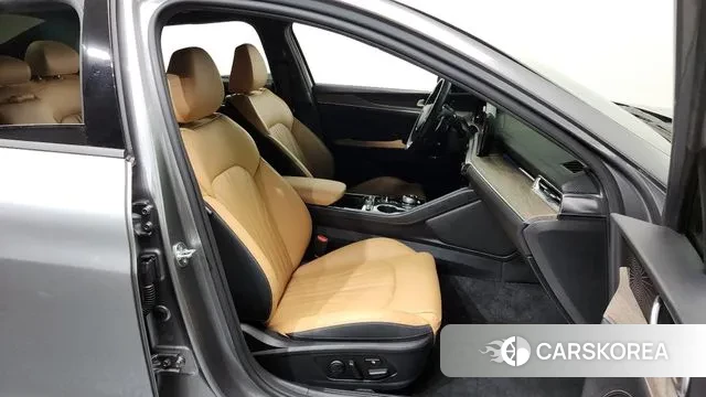 Kia K5 3rd generation 2023 Серый из Кореи, фото 2