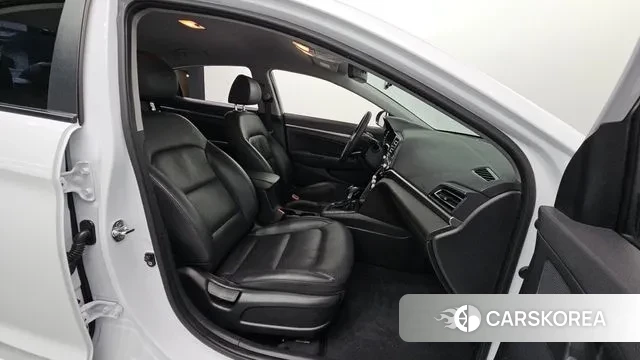 Hyundai The New Avante AD 2019 Белый из Кореи, фото 2