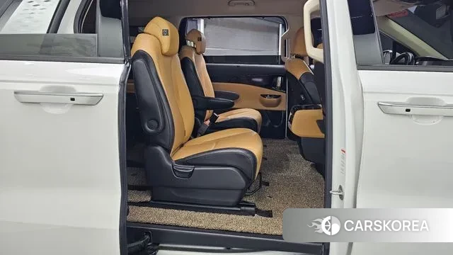 Kia Carnival 4th generation 2021 Белый из Кореи, фото 2