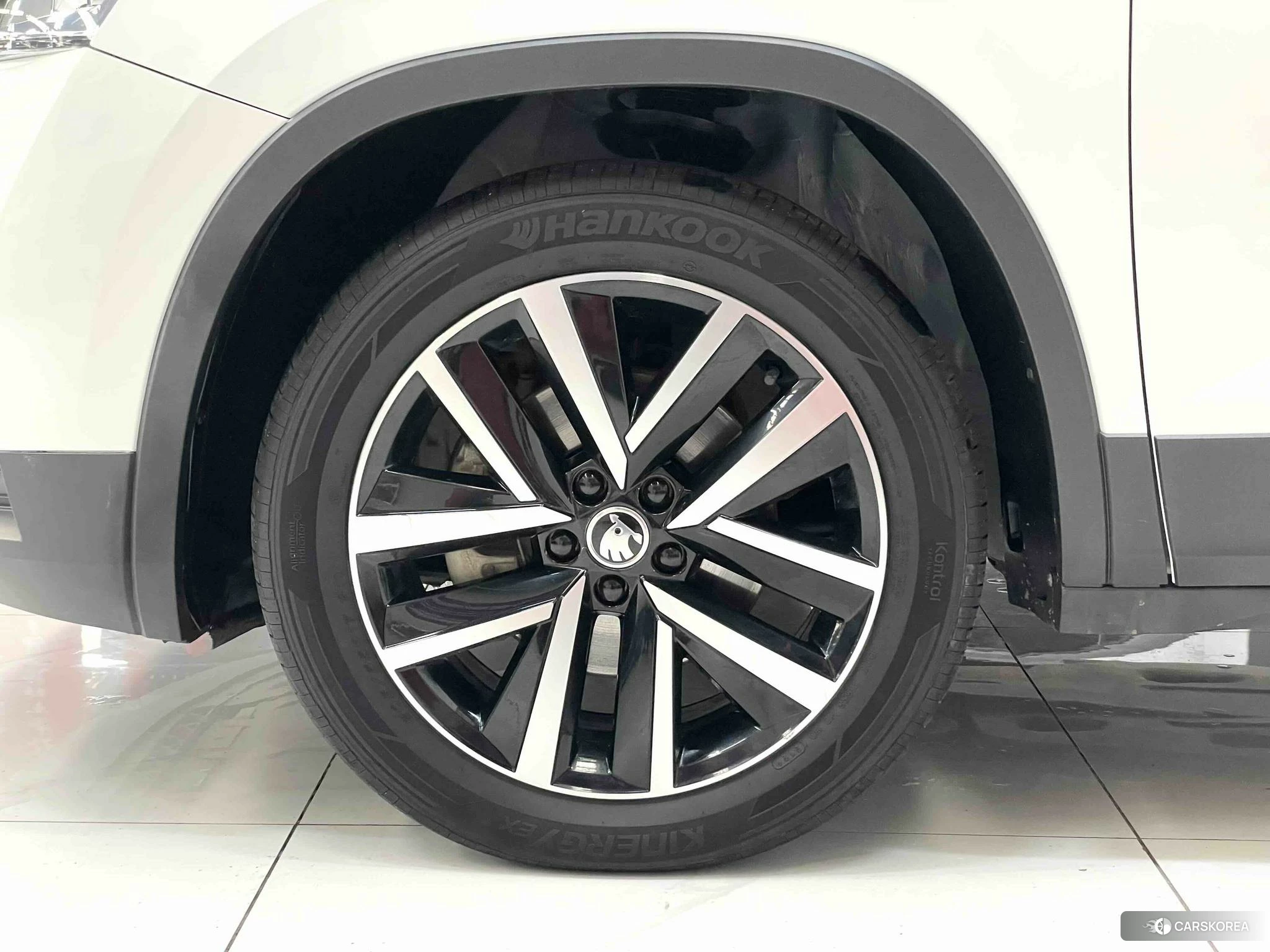 Skoda Komick 2021 Белый из Китая, фото 2