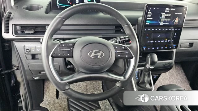 Hyundai Staria 2024 Черный из Кореи, фото 2