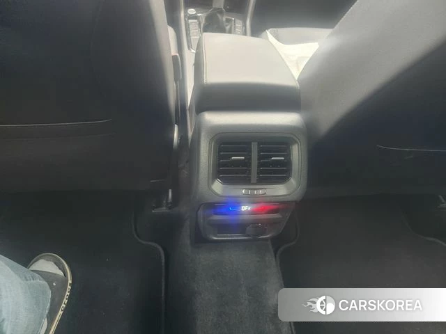 Volkswagen Tiguan Allspace 2023 Синий из Кореи, фото 2