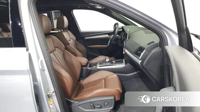 Audi Q5 (FY) 2020 Серебристо-серый из Кореи, фото 2