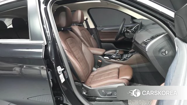 BMW X4 (G02) 2024 Серый из Кореи, фото 2