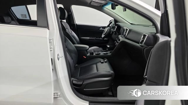 Kia Sportage 4th Generation 2018 Белый из Кореи, фото 2