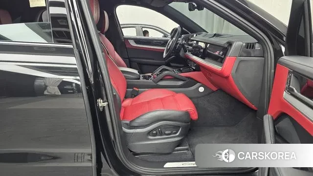 Porsche Cayenne (PO536) 2023 Черный из Кореи, фото 2