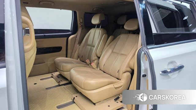Kia The New Carnival 2018 Белый из Кореи, фото 2