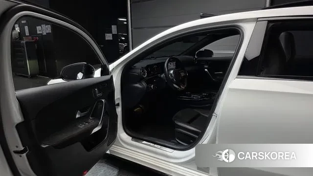 Mercedes-Benz A-Class W177 2021 Белый из Кореи, фото 2