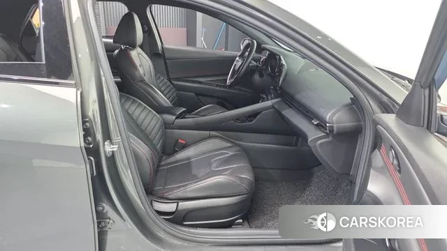 Hyundai Avante (CN7) 2021 Темно-зеленый из Кореи, фото 2