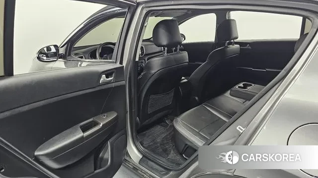 Kia Sportage 4th Generation 2018 Серый из Кореи, фото 2