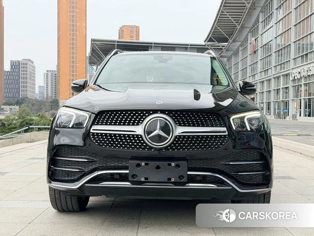 Mercedes-Benz GLE (import) 2022 Черный из Китая, фото 2