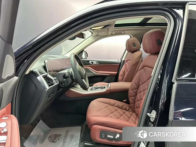 BMW X5 2024 Черный из Китая, фото 2
