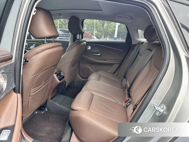 Chery Arrizo 8 2023 Серебристо-серый из Китая, фото 2