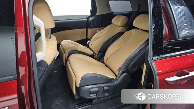 Kia Carnival 4th generation 2021 Красный из Кореи, фото 2
