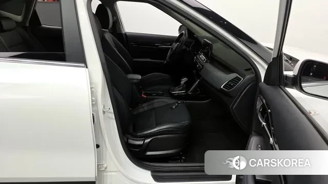 Kia Seltos 2022 Черный из Кореи, фото 2