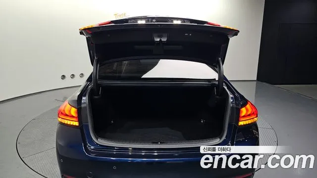 Genesis G80 2018 Синий из Кореи, фото 2