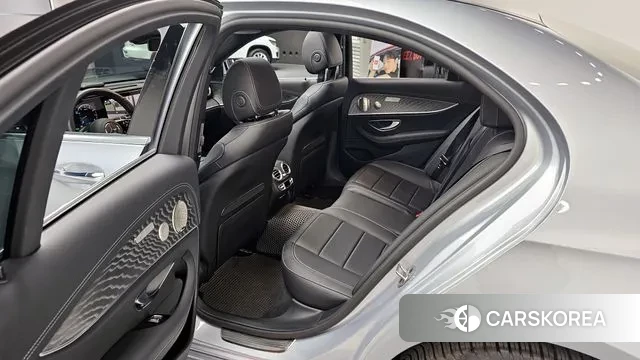 Mercedes-Benz E-Class W213 2022 Серебряный из Кореи, фото 2