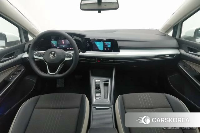 Volkswagen Golf 2021 Белый из Китая, фото 2