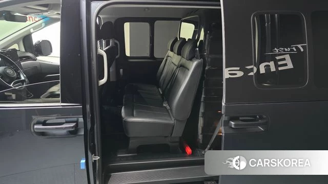 Hyundai Staria 2022 Серый из Кореи, фото 2