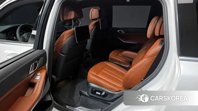 BMW X7 (G07) 2021 Белый из Кореи, фото 2