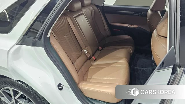 Hyundai Grandeur (GN7) 2023 Белый из Кореи, фото 2