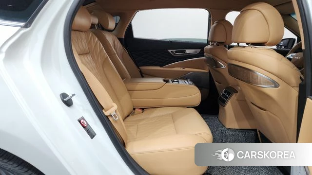 Kia The New K9 2nd generation 2023 Белый из Кореи, фото 2