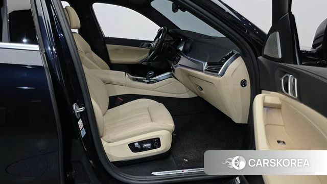 BMW X6 (G06) 2021 Черный из Кореи, фото 2