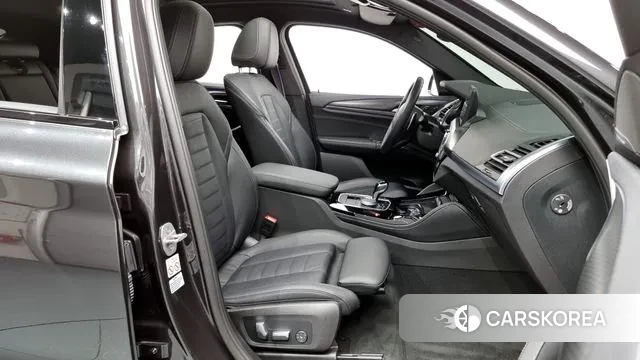 BMW X4 (G02) 2023 Серый из Кореи, фото 2