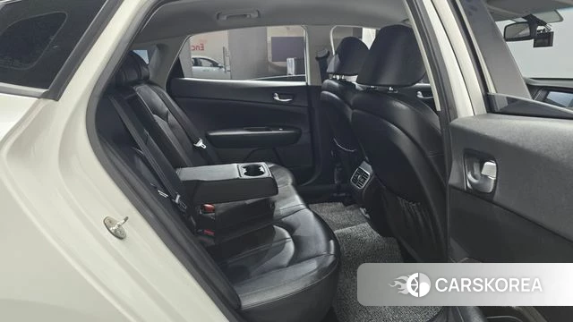 Kia The New K5 2nd generation 2018 Белый из Кореи, фото 2