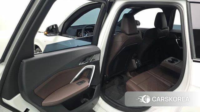 BMW X1 (U11) 2025 Белый из Кореи, фото 2