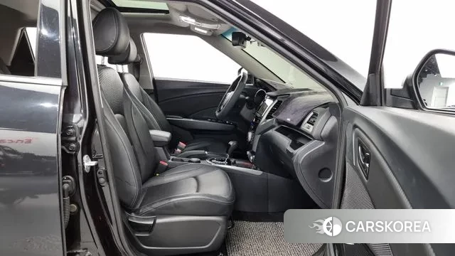 Ssangyong Tivoli Armor 2018 Черный из Кореи, фото 2