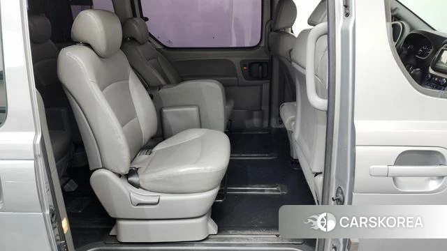 Hyundai The New Grand Starex 2018 Серебряный из Кореи, фото 2