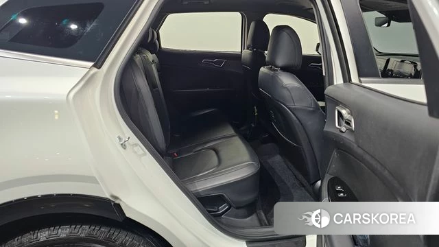 Kia Sportage 5th Generation Hybrid 2022 Белый из Кореи, фото 2